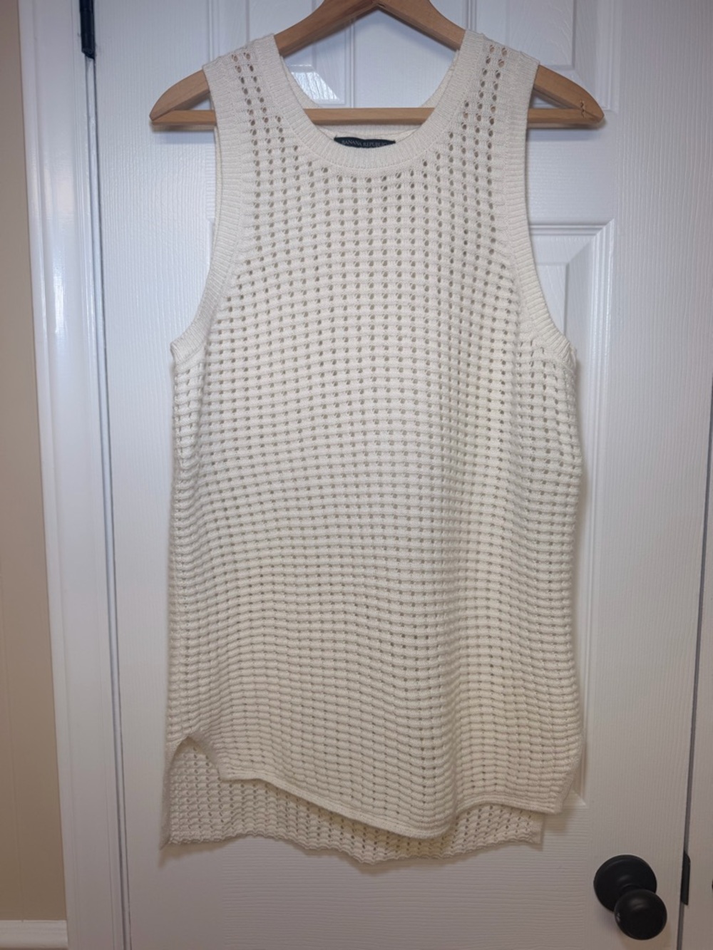 Banana Republic Ivory Open Knit Sleeveless Sweater Womens Medium Coastal Hi Low